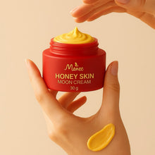 Load image into Gallery viewer, Honey cream, large jar 30g. Treats blemishes and brightens the face