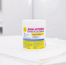 Load image into Gallery viewer, ProPayDay AHA Hydro Extra Plus Cream Formula 3 500g + Free Creamy Glow Sunscreen 30g (1 jar)
