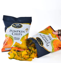 Load image into Gallery viewer, Jiraporn Crispy Baked Pumpkin – Sweet &amp; Buttery Aroma (35g) - JIRAPORNFOOD