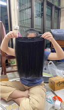 Load image into Gallery viewer, Hairpreserver: 40 cm long, real human hair. Requires 2 bundles of hair. Weight approximately 200 grams. Lifetime guarantee.