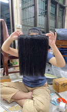 Load image into Gallery viewer, Hairpreserver: 40 cm long, real human hair. Requires 2 bundles of hair. Weight approximately 200 grams. Lifetime guarantee.