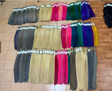 Load image into Gallery viewer, Hairpreserver: 40 cm long, real human hair. Requires 2 bundles of hair. Weight approximately 200 grams. Lifetime guarantee.