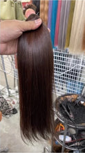 Load image into Gallery viewer, Human hair extensions, extra thick ends, 50 centimeters long, weighing approximately 200 grams.