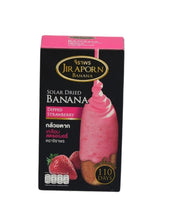 Load image into Gallery viewer, Jiraporn Strawberry-Coated Sun-Dried Bananas (75g) - JIRAPORNFOOD