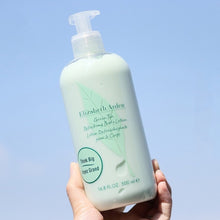 Load image into Gallery viewer, Arden Green Tea Honey Drops Body Lotion 500ml makes skin smooth.