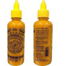 Load image into Gallery viewer, Chili Sauce Sriracha Yellow Strong Hot Three Mountains Brand Original 285g