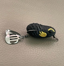 Load image into Gallery viewer, "Superstar Frog" (IMAGE Model) – Artificial lure for snakehead fishing.