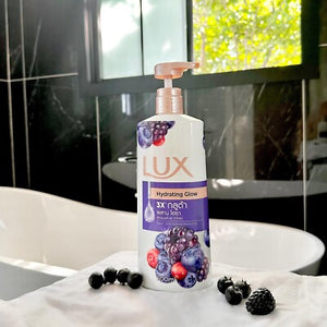 LUX Body Wash Hydrating Glow Sweet Mixed Berries Fragrance 500 ml pack of 2
