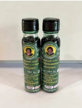Load image into Gallery viewer, Mae Kulab Green Oil Thai Herbal Massage Traditional Formula Ointment 20cc.