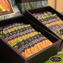 Load image into Gallery viewer, Jiraporn Natural Sun-Dried Bananas – Premium Set - JIRAPORNFOOD