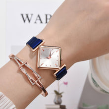 Load image into Gallery viewer, Fashion 2pcs/set Women Watches Bracelet Set Square Dial Rose Gold Magnet Watch