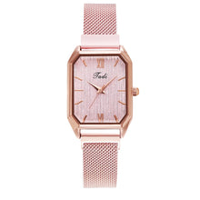 Load image into Gallery viewer, Fashion Women Quartz Watch Bracelet Set Luxury Magnet Buckle Women Watches Simple Rose Gold Mesh Pink Ladies