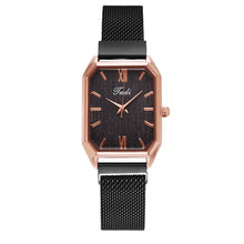 Load image into Gallery viewer, Fashion Women Quartz Watch Bracelet Set Luxury Magnet Buckle Women Watches Simple Rose Gold Mesh Pink Ladies