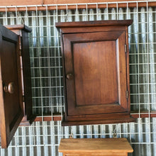 Load image into Gallery viewer, Wooden Keys Box Wall Mounted Hook Hanging Vintage Style Barn Home Decorative