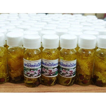 Load image into Gallery viewer, Thai Magic Charm 100 Lover Love Oil Hypnotic Spell Amulet Occult Couple LP Ruam