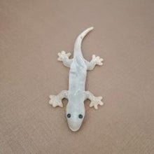 Load image into Gallery viewer, 12x Fake Realistic Rubber Lizard Reptile Animal Toy Free ship with Track