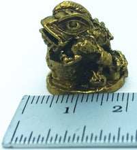 Load image into Gallery viewer, Miniature Amulet Frog Lucky Brass Talisman Love Charm Magic Thai Pendant