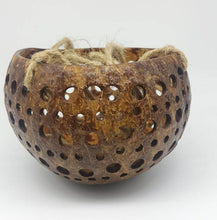 Load image into Gallery viewer, Coconut Shell Hanging Plant Natural Pot Outdoor Garden Home Decor Hanger (2Pcs)