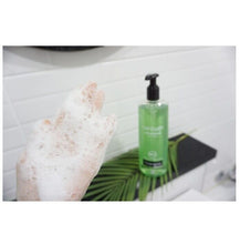 Load image into Gallery viewer, 12X Rainbath Refreshing Shower Gel skin lightening Pear &amp; Green Tea 16 fl oz