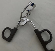 Load image into Gallery viewer, Beauty Cottage Natural Curve Eyelash Curler Eyelashes Naturally Flexible Easily