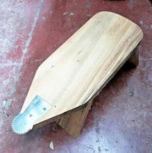 Load image into Gallery viewer, Ancient Coconut Grater Shredder Wood Scraper Thai Food Oil Portable Grinder DHL