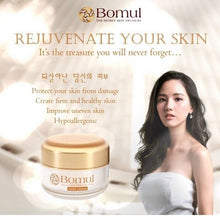 Load image into Gallery viewer, Snail Cream revitalizing skin bright glowing healthy whitening moisturizer face