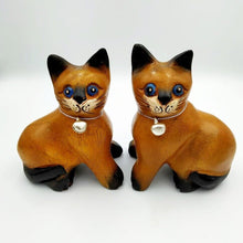 Load image into Gallery viewer, Pair Wooden Cats Hand Carved Statue Figurine Handmade Home Decor Gift So Cute