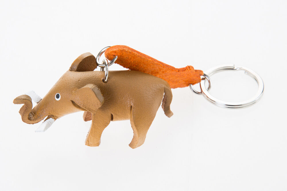 Handmade Leather keyring Elephant idea animals charm cute pets keychain gifts