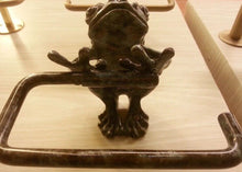 Load image into Gallery viewer, Brass Roll Tissue Paper Holder Hang GREEN FROG Toilet Wall free standing toilet