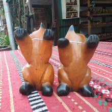 Load image into Gallery viewer, WOODEN PAIRS CAT Cheers Hand Carve Statue Figurine Crafted Home Decor So Cute
