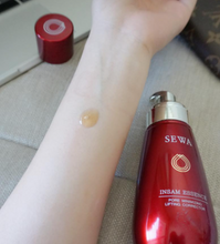 Load image into Gallery viewer, SET SEWA Insam Essence 120ml + Age White Serum Poreless Brightening Dark Spots