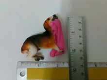 Load image into Gallery viewer, ÚBeagle Magnet Resin Hand Shaped Painted Collectibles Easter