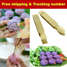 Load image into Gallery viewer, 2x Tongs Chor Muang Flower Shaped Dumpling Filled Thai Traditional Kitchen Tool