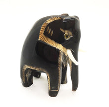 Load image into Gallery viewer, Elephant Pachyderm Buffalo Animal Horn Collection Unique Carving chic Bunch 2.6&quot;