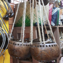 Load image into Gallery viewer, Coconut Shell Hanging Plant Natural Pot Outdoor Garden Home Decor Hanger (2Pcs)
